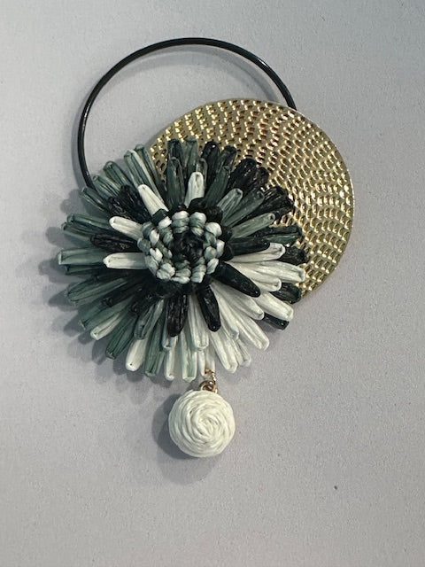 Black White Flower 100