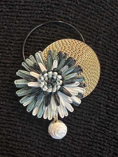 Black White Flower 100